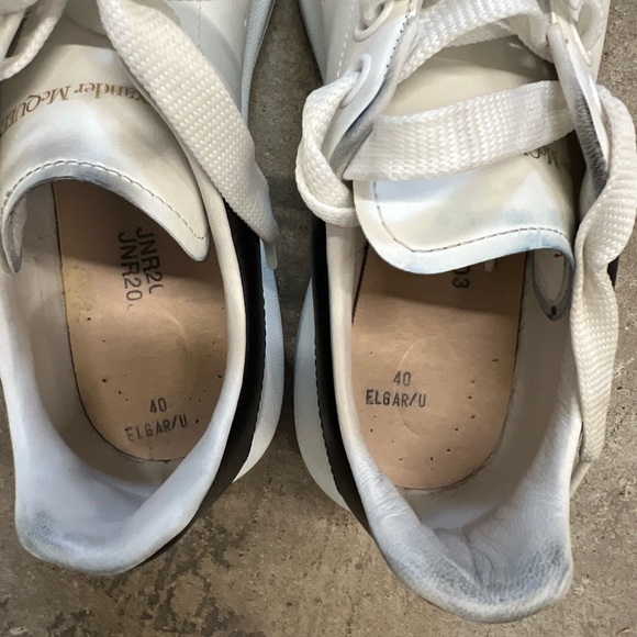 Pre owned sneakers - Picture 3 of 6